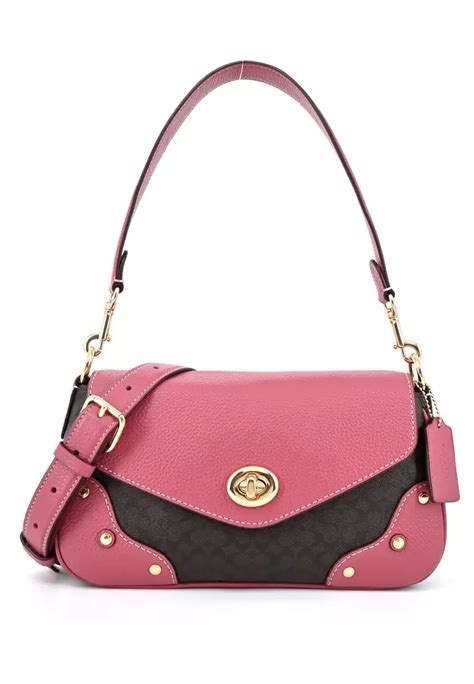 pink shoulder brown